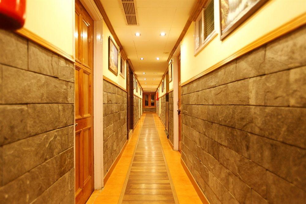 Bridge View Regency Hotel Shimla Ngoại thất bức ảnh