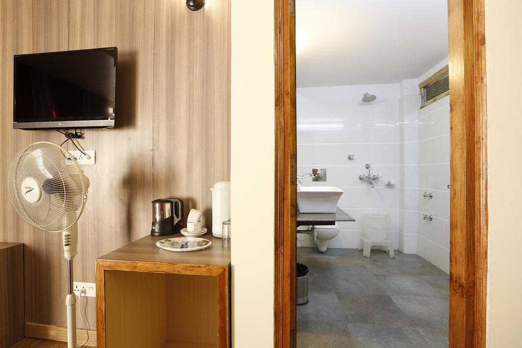 Bridge View Regency Hotel Shimla Ngoại thất bức ảnh